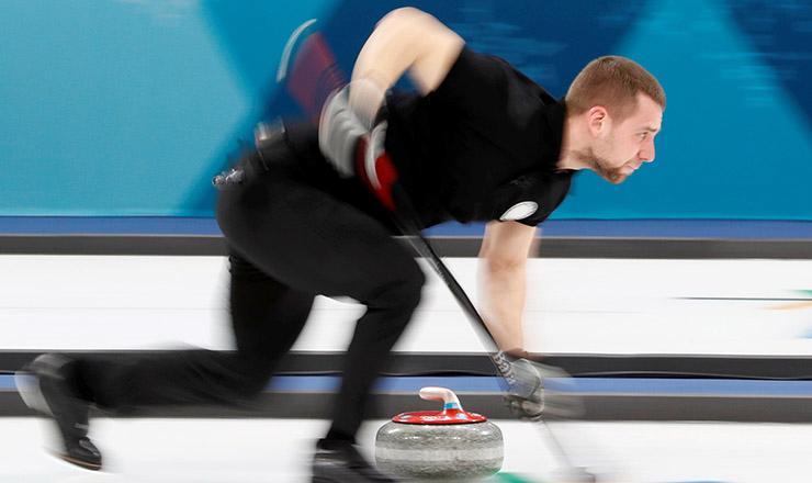 Por doping en Curling no se vería la bandera de Rusia en la Clausura
