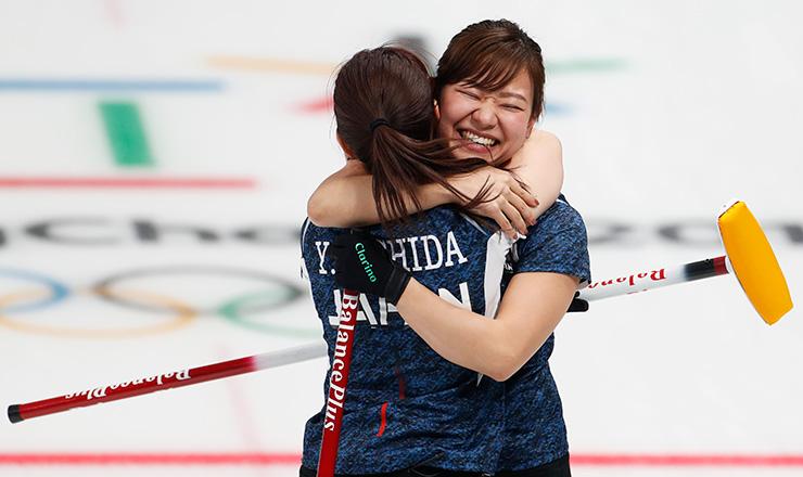 Japón sube al segundo lugar en Curling Femenil