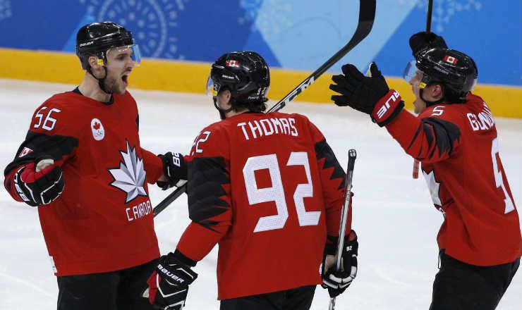 Canadá va a Semifinales tras derrotar a Finlandia en Hockey sobre hielo