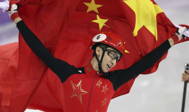 Wu Dajing impone récord mundial y da primer oro a China en PyeongChang 2018