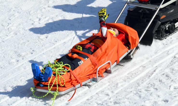 Confirman múltiples fracturas en el esquiador Delbosco tras escalofriante caída
