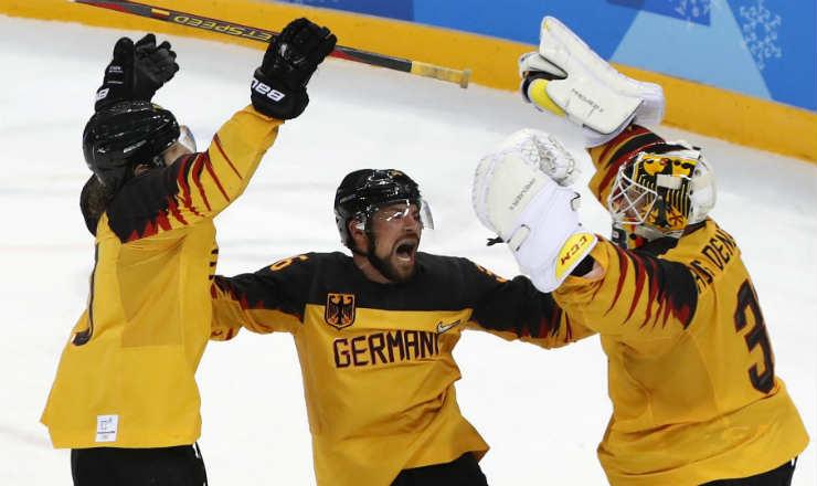Alemania hace historia y elimina a Canadá en semifinales del Hockey sobre Hielo