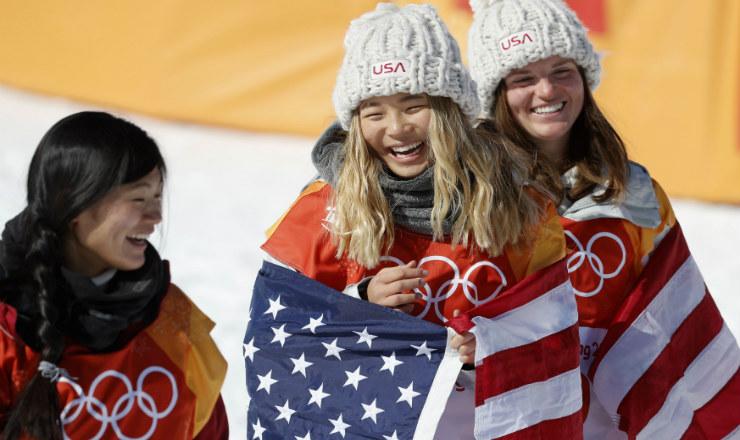 Chloe Kim, emocionada tras ganar la medalla de oro